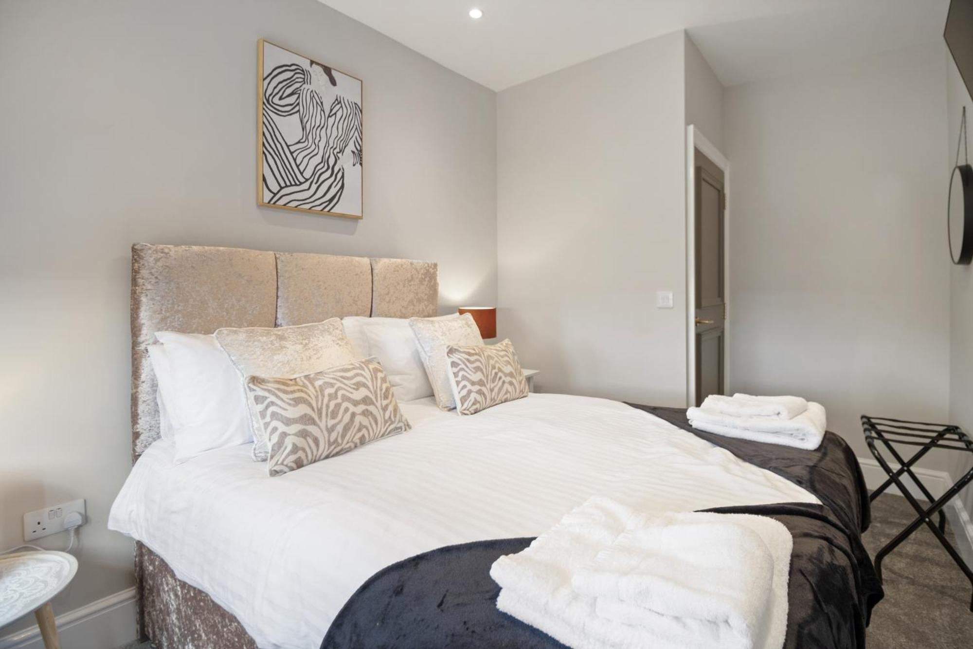 Whiskawaystays - Victoria House - Apartment 6 Worcester Kültér fotó